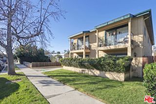 5429 Troost 4, Valley Village, CA 91601