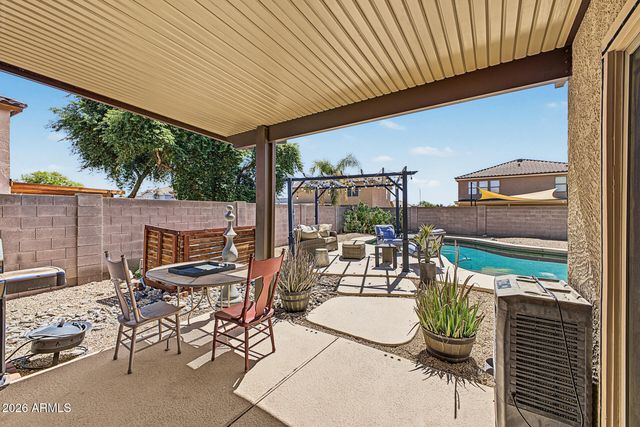 10609 W DALEY Lane, Peoria, AZ 85383