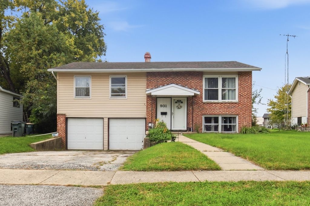 931 Bonniebrook Avenue, Mundelein, IL 60060 — exterior