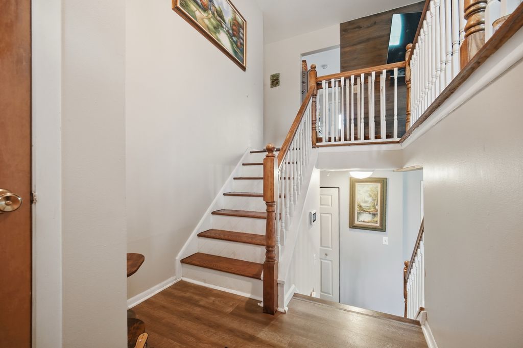 931 Bonniebrook Avenue, Mundelein, IL 60060 — photo 2