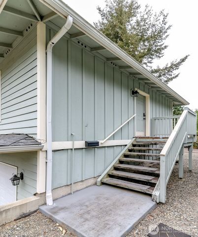 19113 21st Street SW, Lakebay, WA 98349