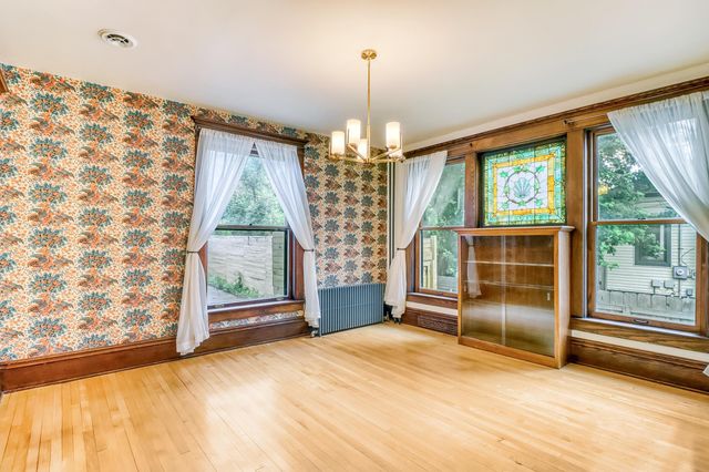 1117 3rd Avenue S, Fargo, ND 58103