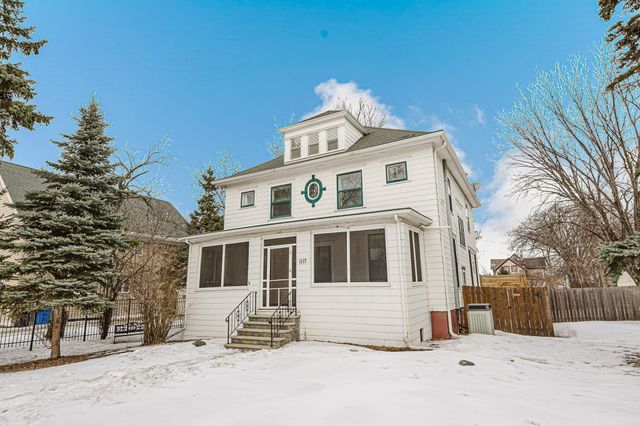 1117 3rd Avenue S, Fargo, ND 58103