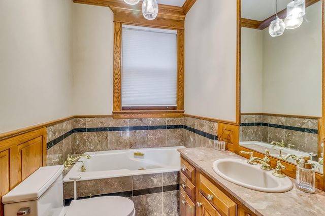 1117 3rd Avenue S, Fargo, ND 58103