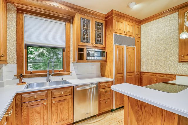 1117 3rd Avenue S, Fargo, ND 58103