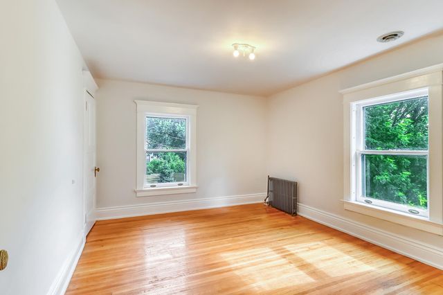 1117 3rd Avenue S, Fargo, ND 58103