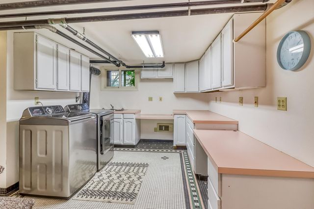 1117 3rd Avenue S, Fargo, ND 58103