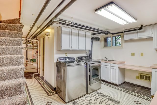 1117 3rd Avenue S, Fargo, ND 58103