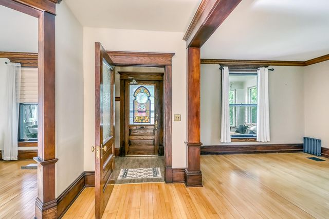 1117 3rd Avenue S, Fargo, ND 58103