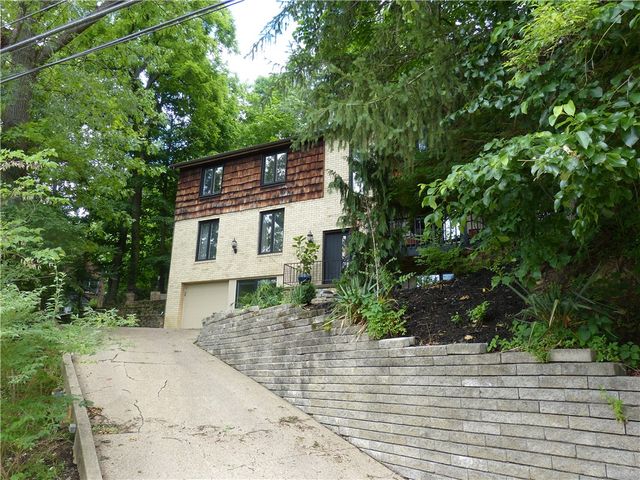 226 Seminole Drive, Mt Lebanon, PA 15228