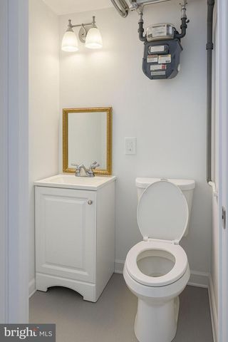 6421 N 15TH ST, Philadelphia, PA 19126