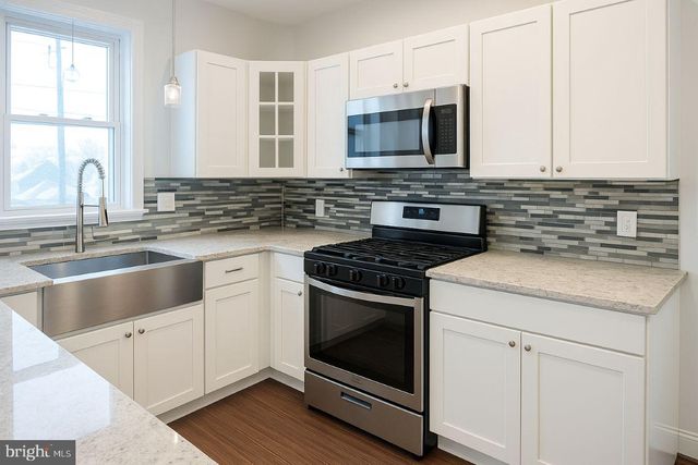 6421 N 15TH ST, Philadelphia, PA 19126