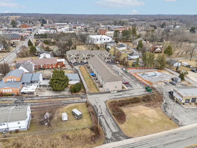 122 W Broad St, Smithville, TN 37166