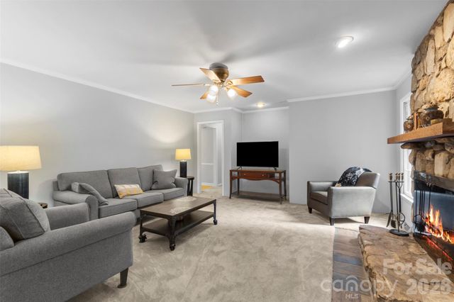 3022 Butter Churn Lane, Matthews, NC 28105
