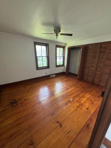 1001 Earl Road, Michigan City, IN 46360