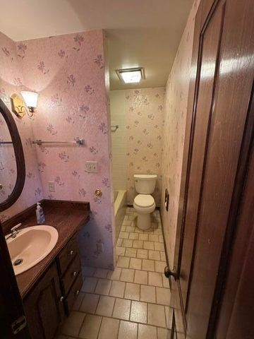 1001 Earl Road, Michigan City, IN 46360