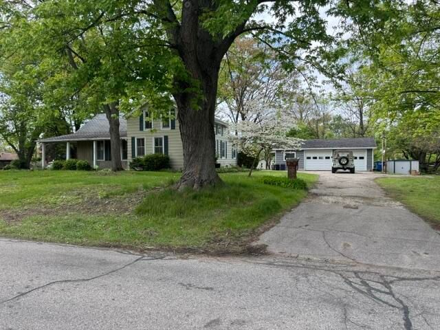 1001 Earl Road, Michigan City, IN 46360