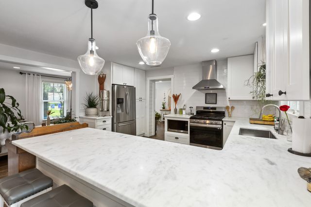 447 Geddes Avenue, Charleston, SC 29407