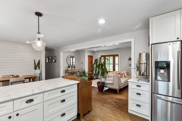 447 Geddes Avenue, Charleston, SC 29407