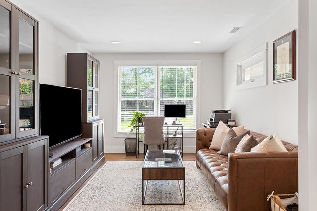 447 Geddes Avenue, Charleston, SC 29407