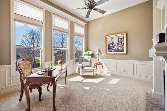 15917 E 29th Street Court S, Independence, MO 64055