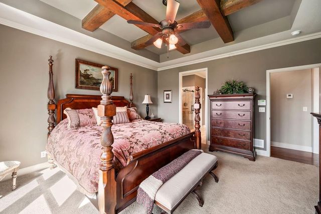 15917 E 29th Street Court S, Independence, MO 64055