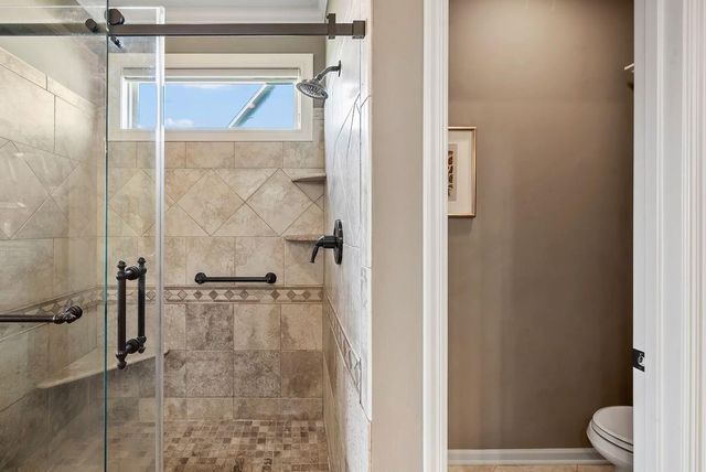 15917 E 29th Street Court S, Independence, MO 64055