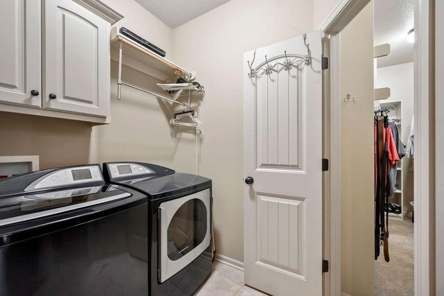 15917 E 29th Street Court S, Independence, MO 64055