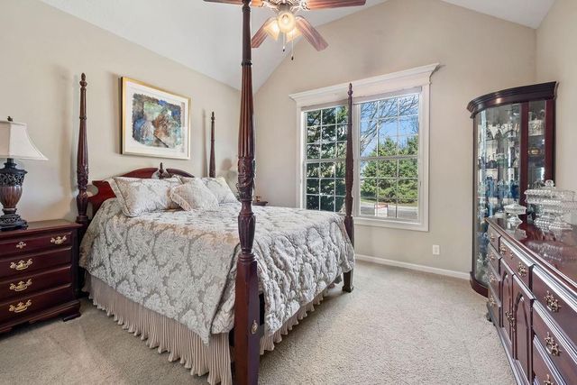 15917 E 29th Street Court S, Independence, MO 64055