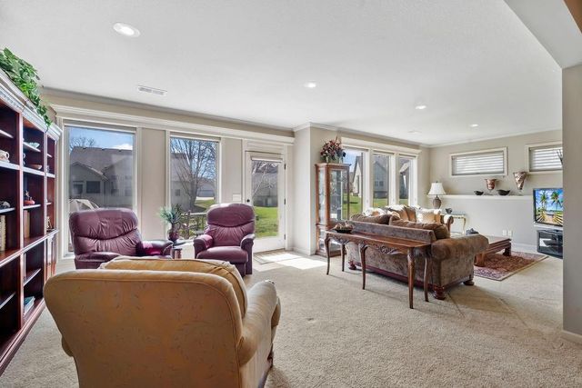 15917 E 29th Street Court S, Independence, MO 64055