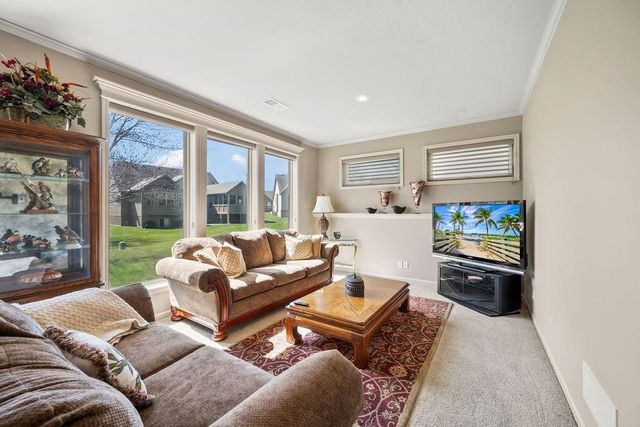 15917 E 29th Street Court S, Independence, MO 64055