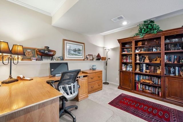 15917 E 29th Street Court S, Independence, MO 64055