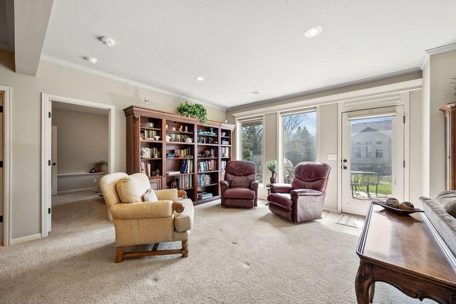 15917 E 29th Street Court S, Independence, MO 64055