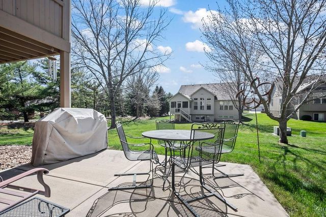 15917 E 29th Street Court S, Independence, MO 64055