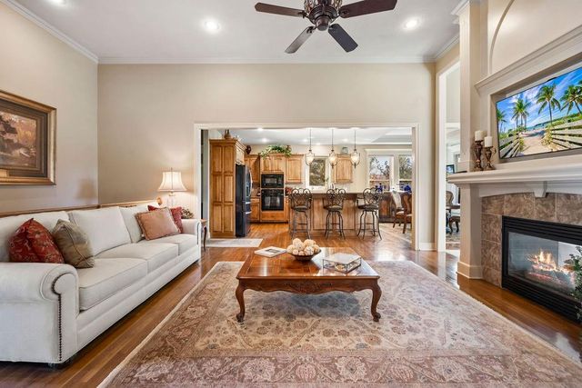 15917 E 29th Street Court S, Independence, MO 64055