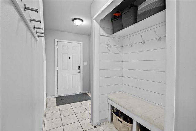 29945 Everett Street, Southfield City, MI 48076