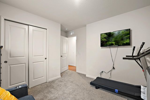 39604 Fallbrook Avenue, North Branch, MN 55056