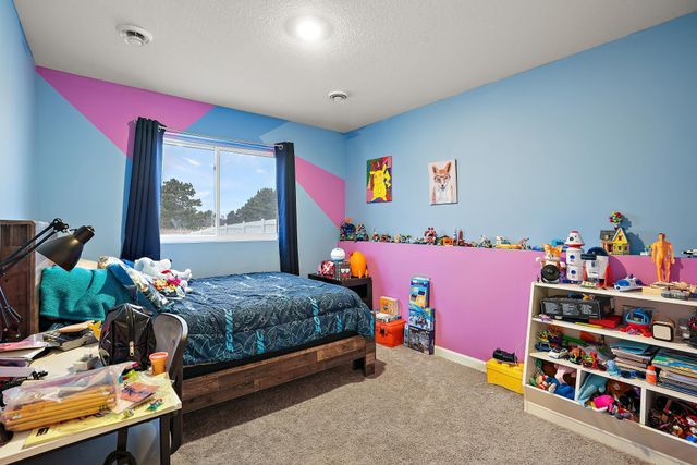 39604 Fallbrook Avenue, North Branch, MN 55056