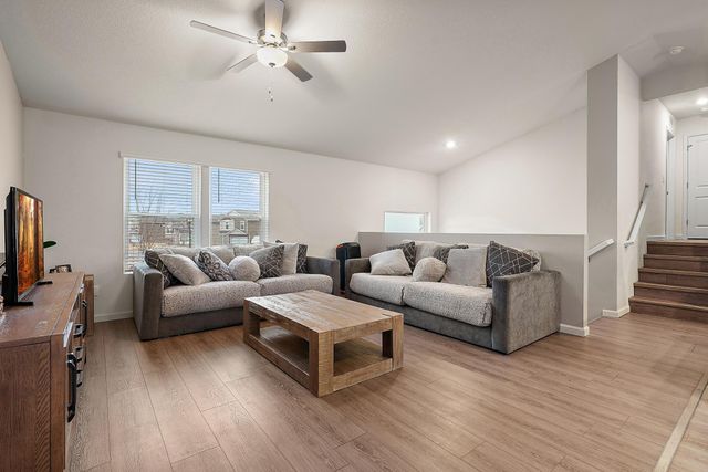 39604 Fallbrook Avenue, North Branch, MN 55056