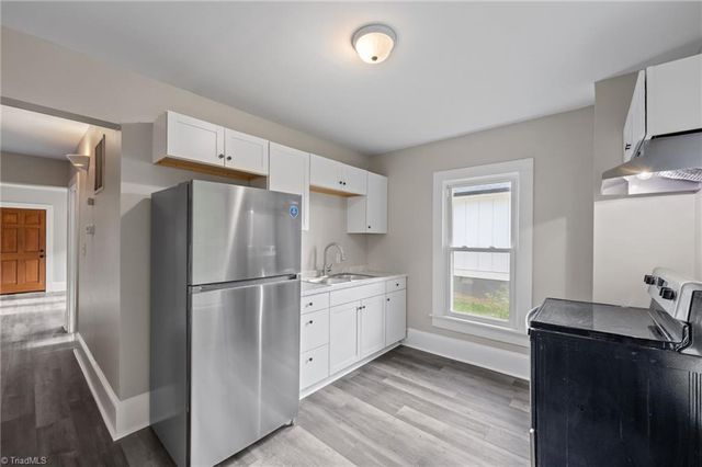 312 Cleveland Avenue, Burlington, NC 27215