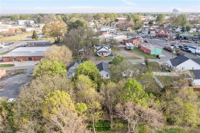 312 Cleveland Avenue, Burlington, NC 27215