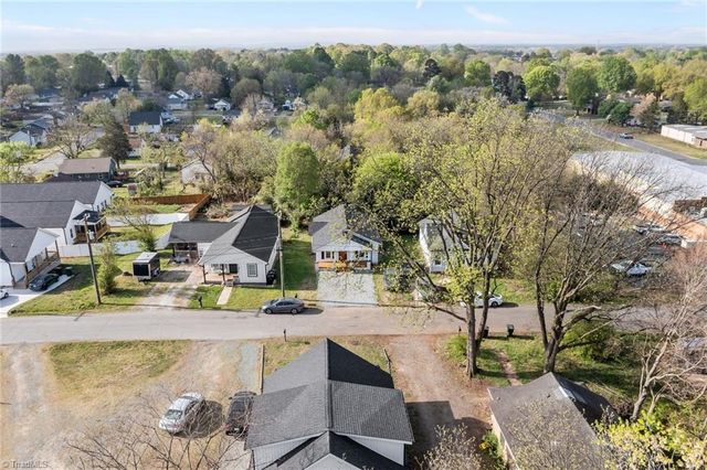 312 Cleveland Avenue, Burlington, NC 27215