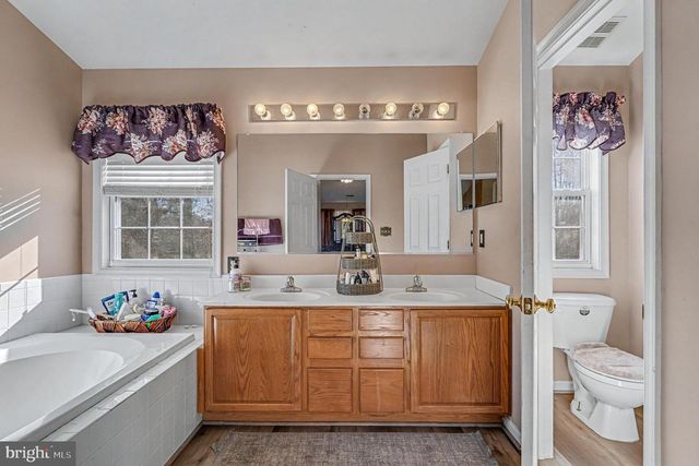 51 WOODLEIGH LN, Stafford, VA 22556