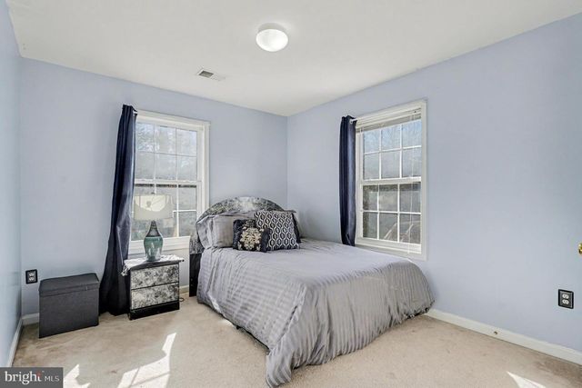 51 WOODLEIGH LN, Stafford, VA 22556