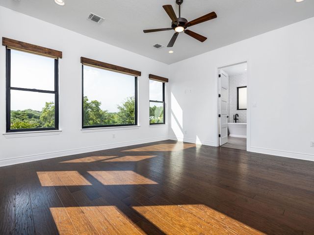 200 Maravilla Bluff LN, Georgetown, TX 78628