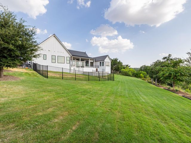 200 Maravilla Bluff LN, Georgetown, TX 78628