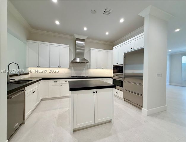 530 Valencia Ave 3, Coral Gables, FL 33134