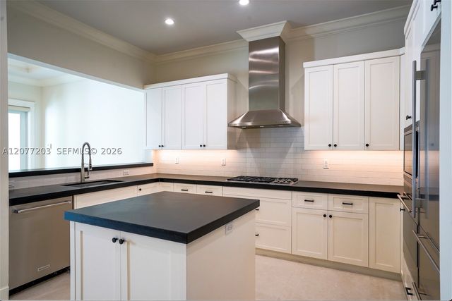 530 Valencia Ave 3, Coral Gables, FL 33134