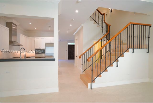 530 Valencia Ave 3, Coral Gables, FL 33134