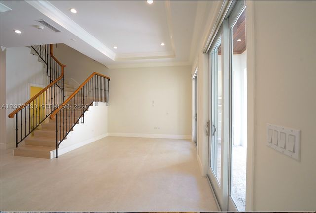 530 Valencia Ave 3, Coral Gables, FL 33134